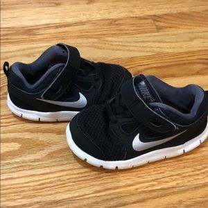 Nike Free 5 sneakers